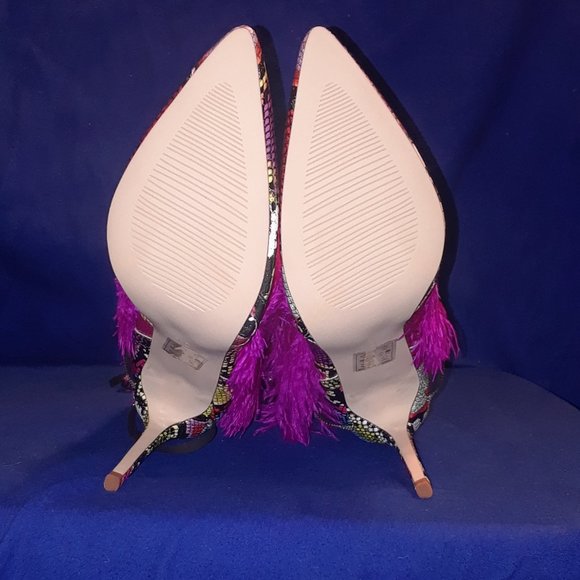 AZALEA WANG KILLER ON THE MOVE STILETTO BOOTIE IN MULTI - Picture 6 of 7